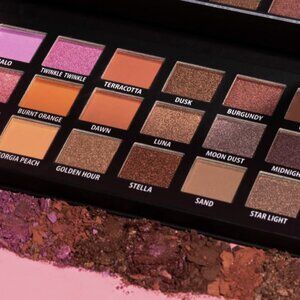 KAB Cosmetics Day Night Eyeshadow Palette
